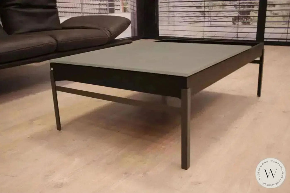 Couchtisch Modell 8410-411 ROLF BENZ