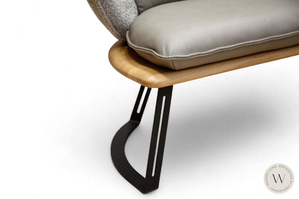 Dinnergruppe Modell Renio inkl. 2 Stühle in Leder Koinor