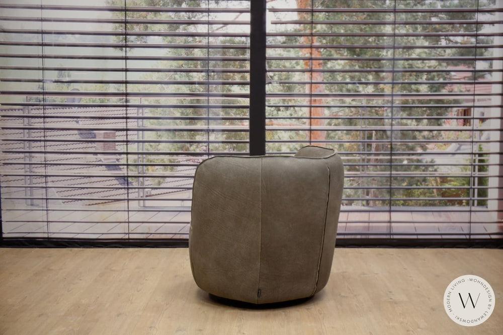 Dreh- und Schaukelsessel Donna mit Hocker in Leder Rhino elefant Bullfrog