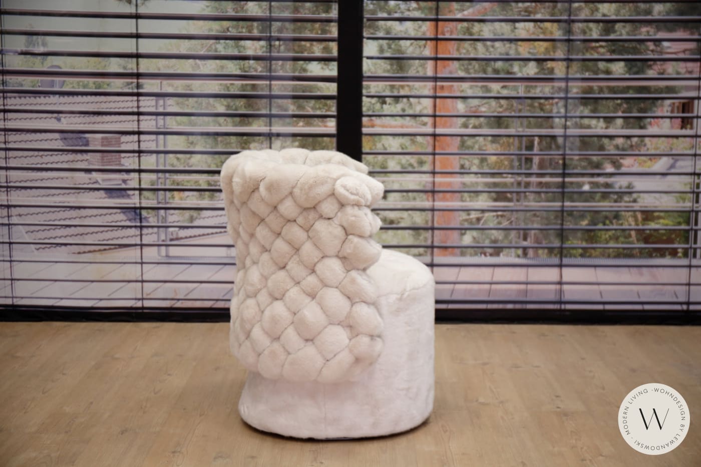 Drehsessel Modell Giuggiola in Plüsch Calia Italia