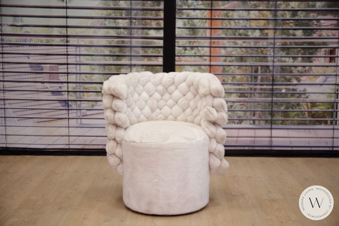 Drehsessel Modell Giuggiola in Plüsch Calia Italia