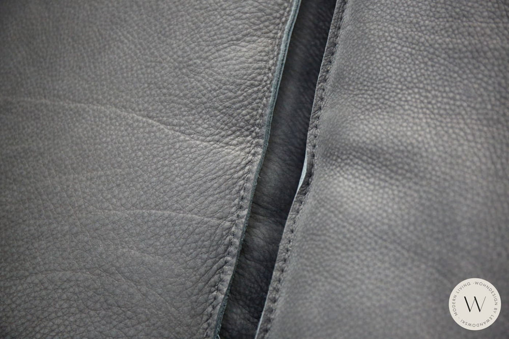 Eckgarnitur Modell Siamo Leder Rhino schwarz mit Wildeiche Bullfrog