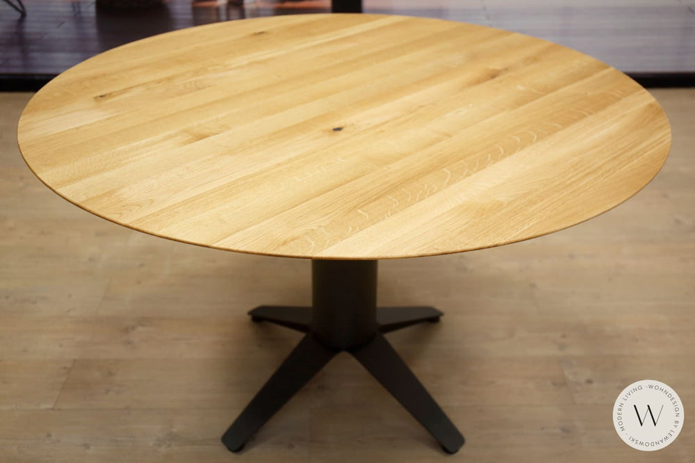 Esstisch Modell Carve bert plantagie