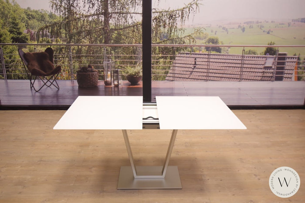 Esstisch Modell P 4400/E ausziehbar in Optiwhite 140 cm Ronald Schmitt