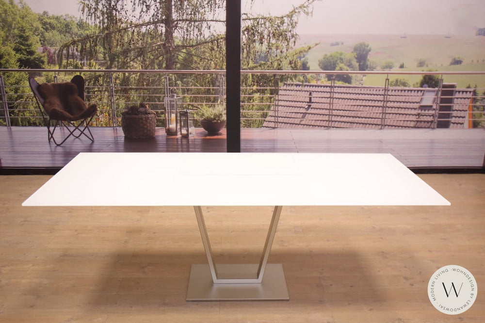 Esstisch Modell P 4400/E ausziehbar in Optiwhite 140 cm Ronald Schmitt