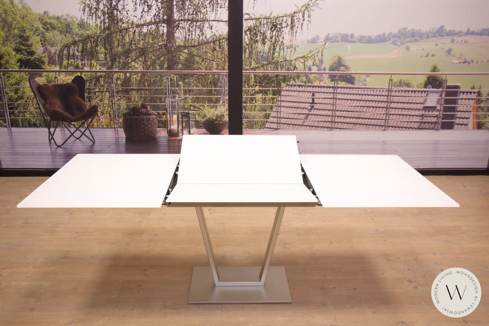 Esstisch Modell P 4400/E ausziehbar in Optiwhite 140 cm Ronald Schmitt