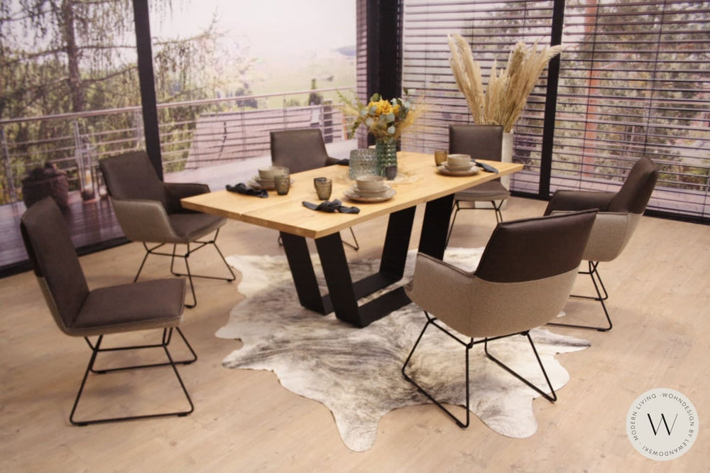 Esstisch Sondermodell T1019 in Wildeiche massiv Baumkante Koinor