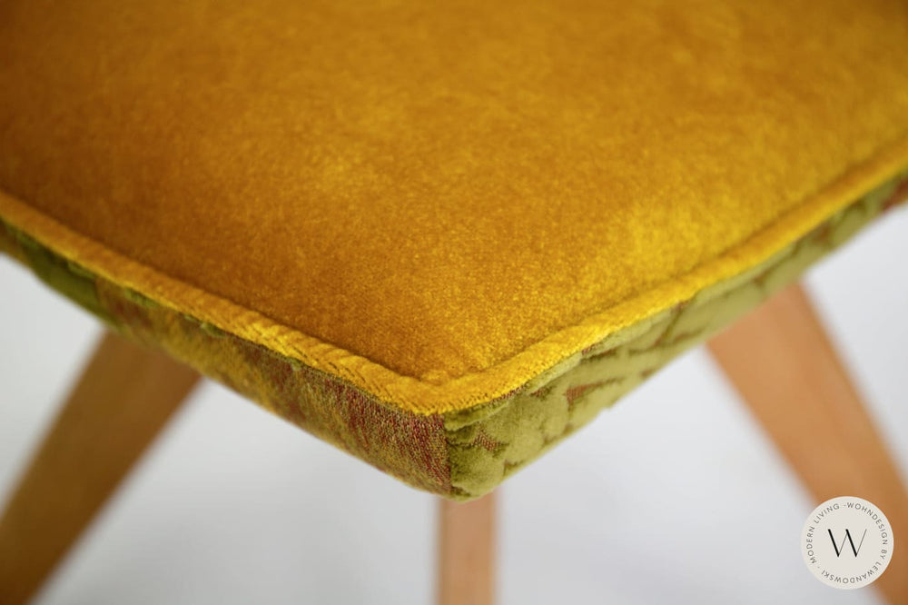 Esszimmerstuhl Modell 1250 S3VX in einer Stoffkombination Koinor