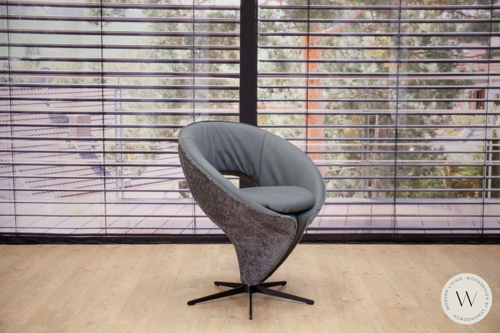 Esszimmerstuhl Modell 1260 in Leder A India iron Koinor