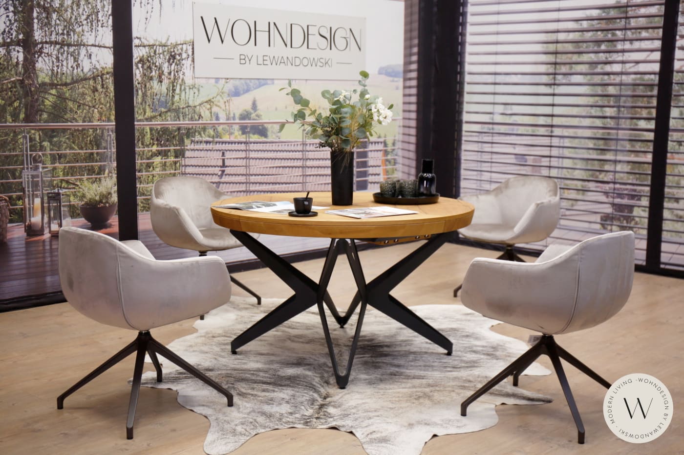 Esszimmerstuhl Modell Halia in Stoff Corda Velvet (4 Stück) Ozzio®Italia