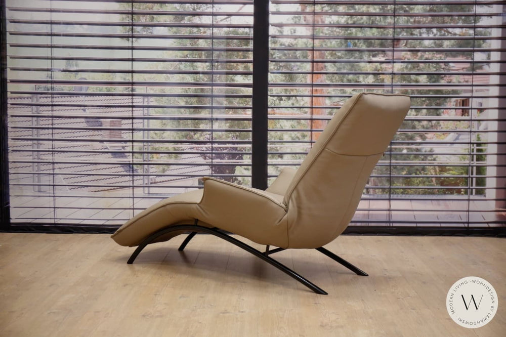 Joleen Relaxliege P4 in Leder C Family lehm Koinor