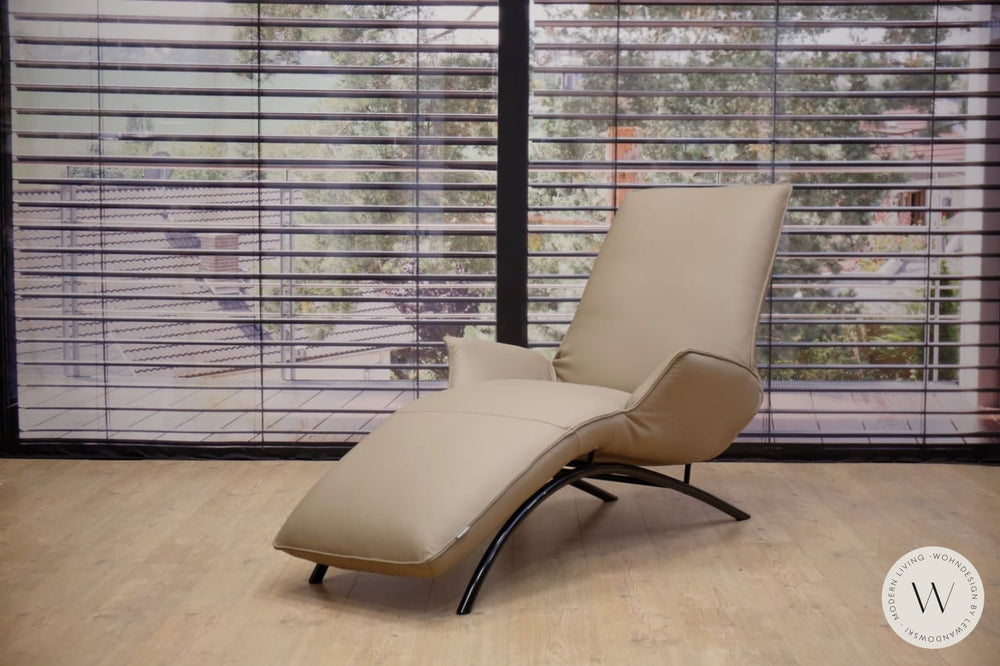 Joleen Relaxliege P4 in Leder C Family lehm Koinor