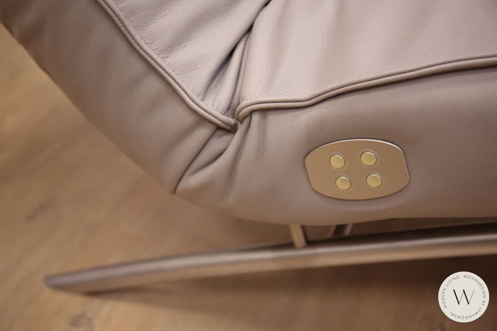 Jonas Relaxliege P4 elektrisch in Leder A India asphalt Koinor