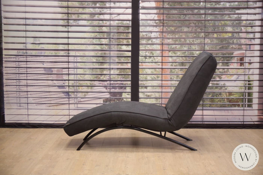 Jonas Relaxliege P4 elektrisch in Leder A India omega Koinor