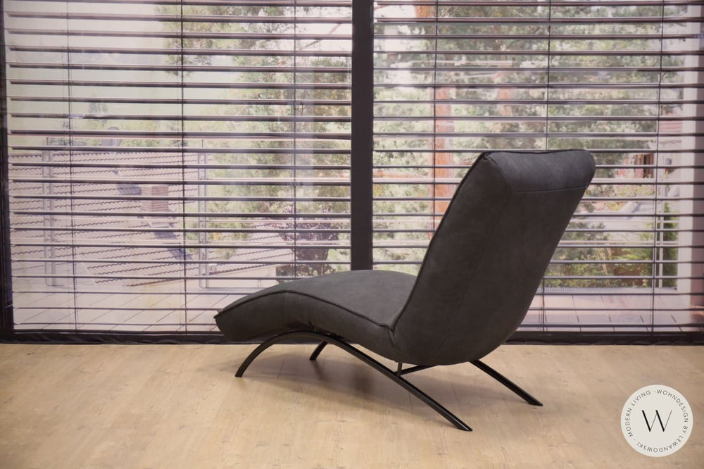 Jonas Relaxliege P4 elektrisch in Leder A India omega Koinor