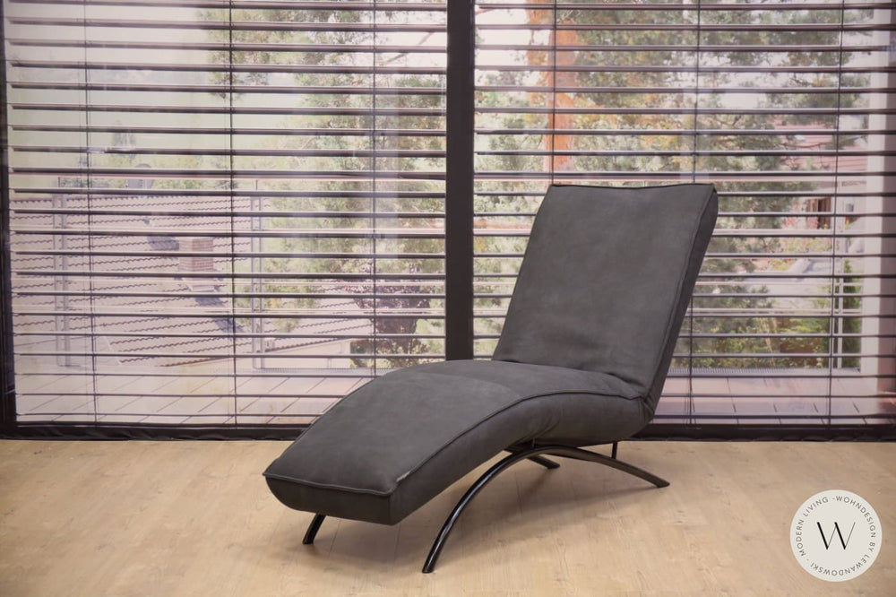 Jonas Relaxliege P4 elektrisch in Leder A India omega Koinor