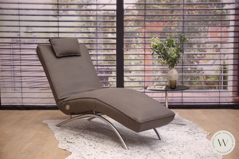 Jonas Relaxliege P4 elektrisch in Leder A India spider Koinor