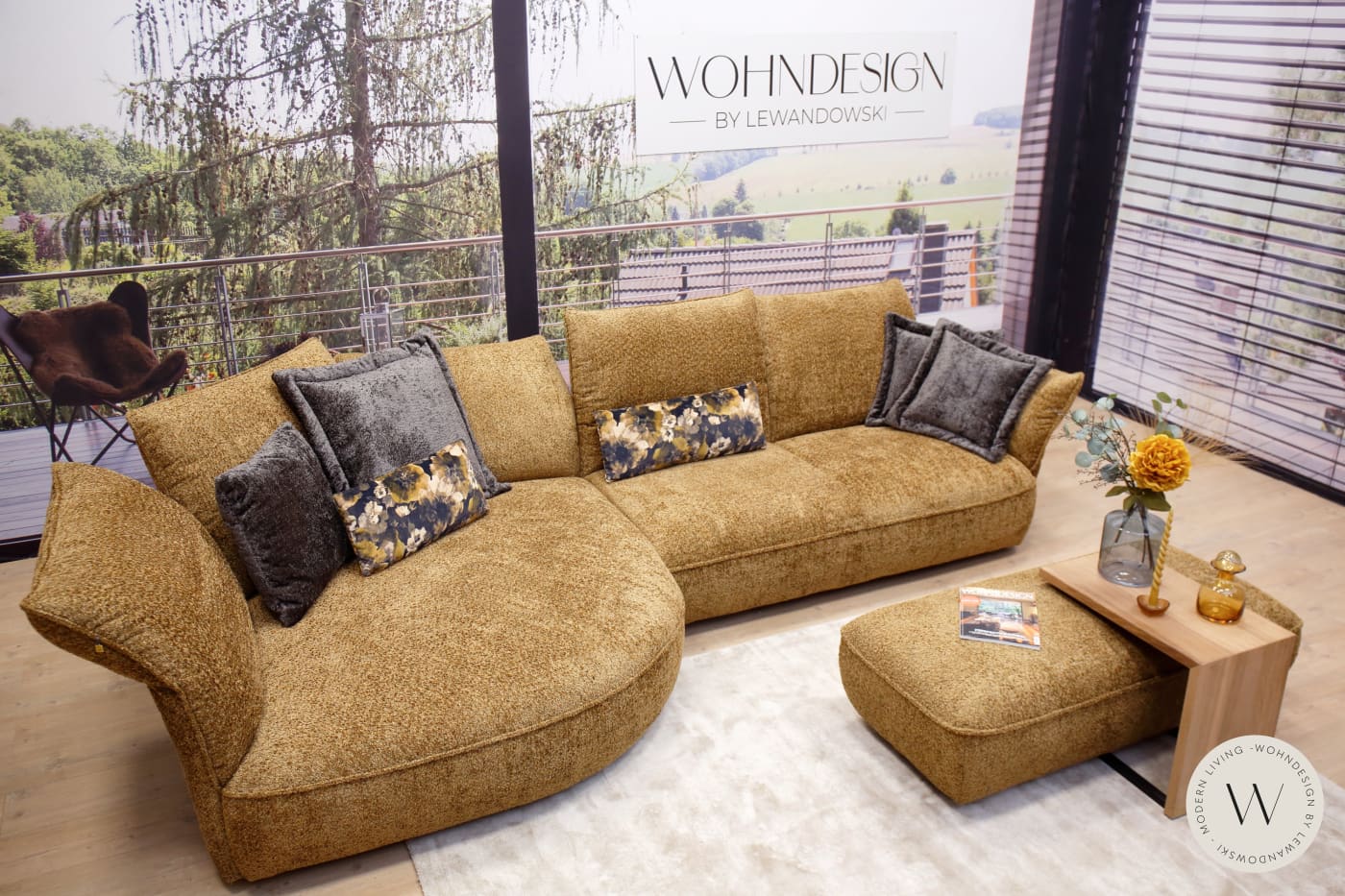 Modell Abby ink. Hocker in Stoff Venga (Ecke links)