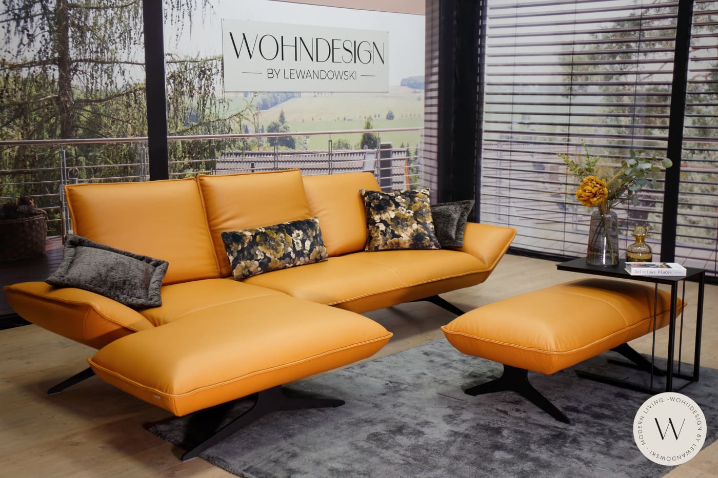 Modell Buddy in Leder X Happy gold (Liege links)