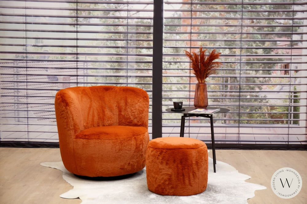 Modell Donna inkl. Hocker in Stoff Fuzzy Bullfrog