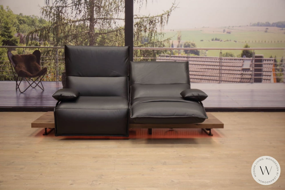 Modell Edit 2 in Leder A Soft noir Koinor