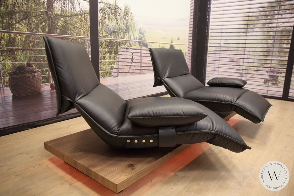 Modell Edit 2 in Leder A Soft noir Koinor