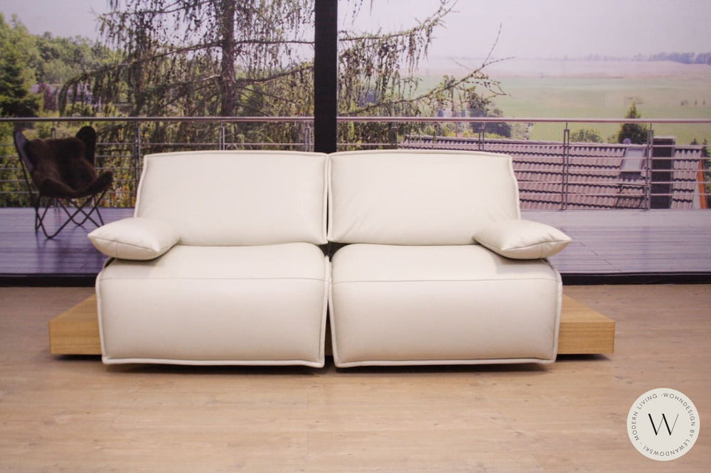 Modell Edit 3 Sofa C in Leder B BULL perla Koinor