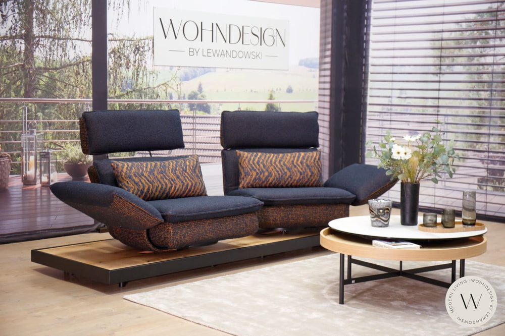 Modell Edon C5 Sofa in fine Stoff Noto + Feel Me Koinor