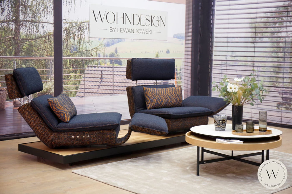 Modell Edon C5 Sofa in fine Stoff Noto + Feel Me Koinor