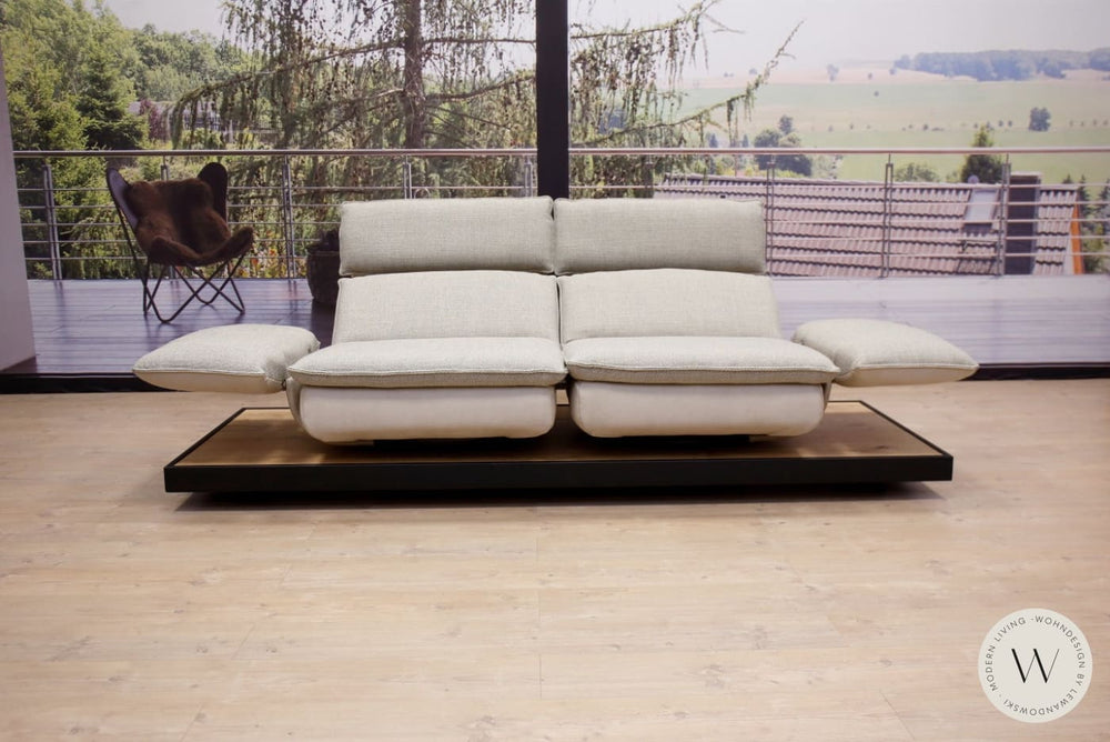 Modell Edon C5 Sofa in Stoff Kaleido mit Metallrahmen Koinor