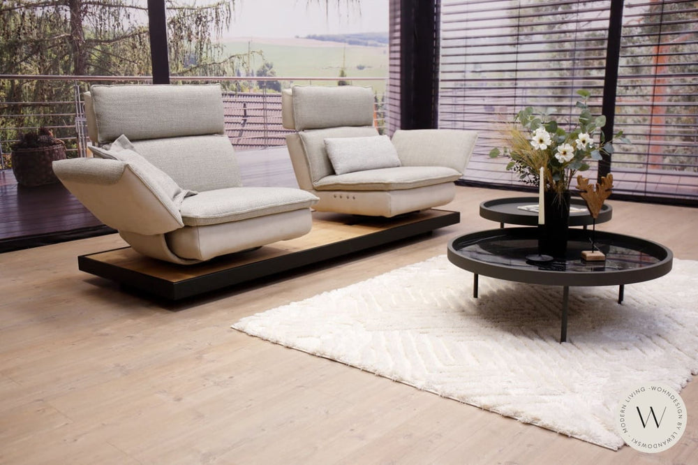 Modell Edon C5 Sofa in Stoff Kaleido mit Metallrahmen Koinor