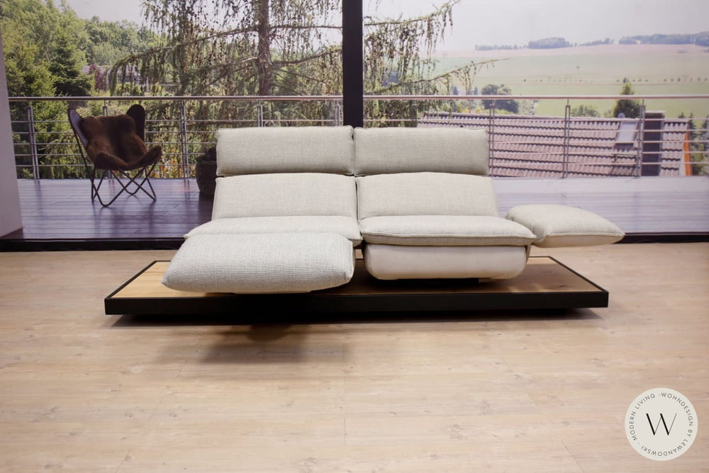 Modell Edon C5 Sofa in Stoff Kaleido mit Metallrahmen Koinor