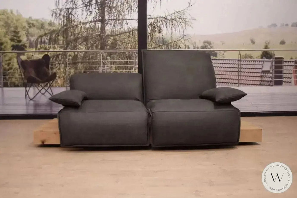Modell Epos 3 Sofa C in Leder A India omega Koinor