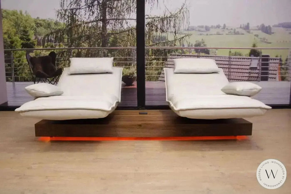 Modell Epos 3 Sofa C in Leder A Soft crystal Koinor
