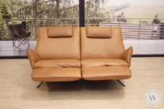 Modell Evita Sofa EHM in Leder B Toro whisky Koinor