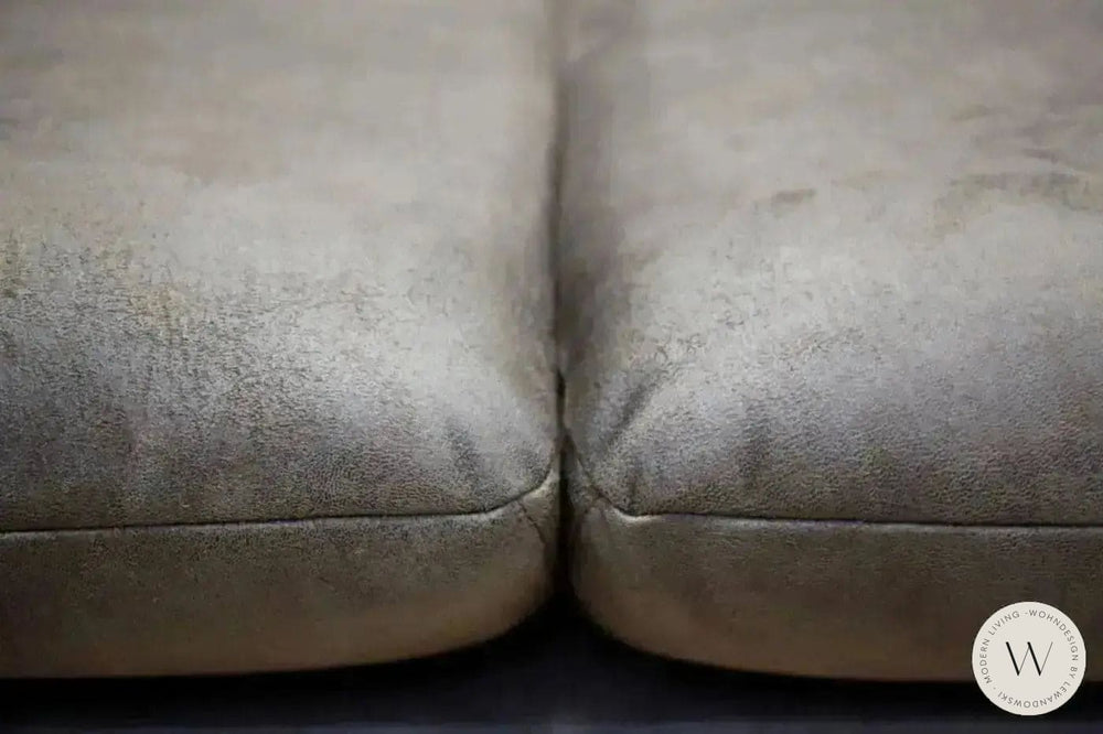 Modell Francis in Mikrofaser Bison 89 Koinor