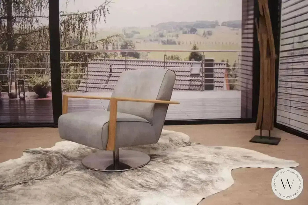 Modell Icarus Sessel in Leder A India asphalt Koinor