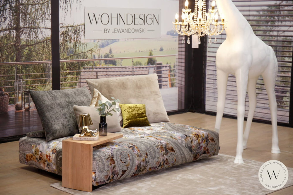 Modell Iwan Sofa in Stoff Paisley umbra Bullfrog