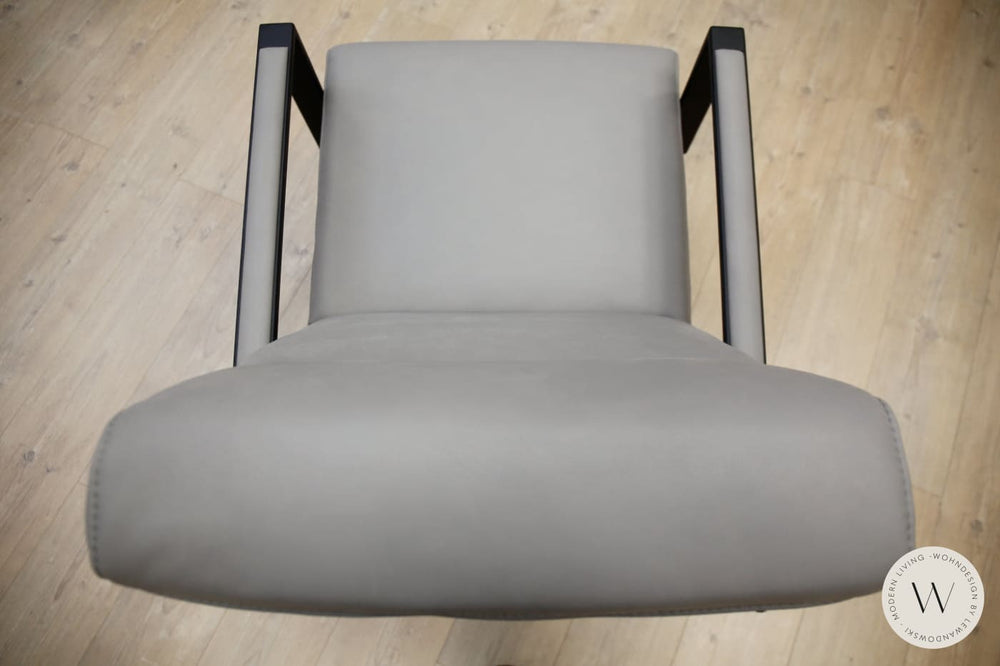 Modell Jesro in Leder A India asphalt Koinor