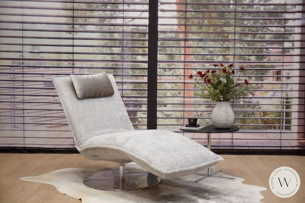 Modell Joplin Relaxliege in Stoff inkl. Nackenkissen Koinor