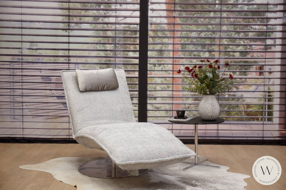 Modell Joplin Relaxliege in Stoff inkl. Nackenkissen Koinor