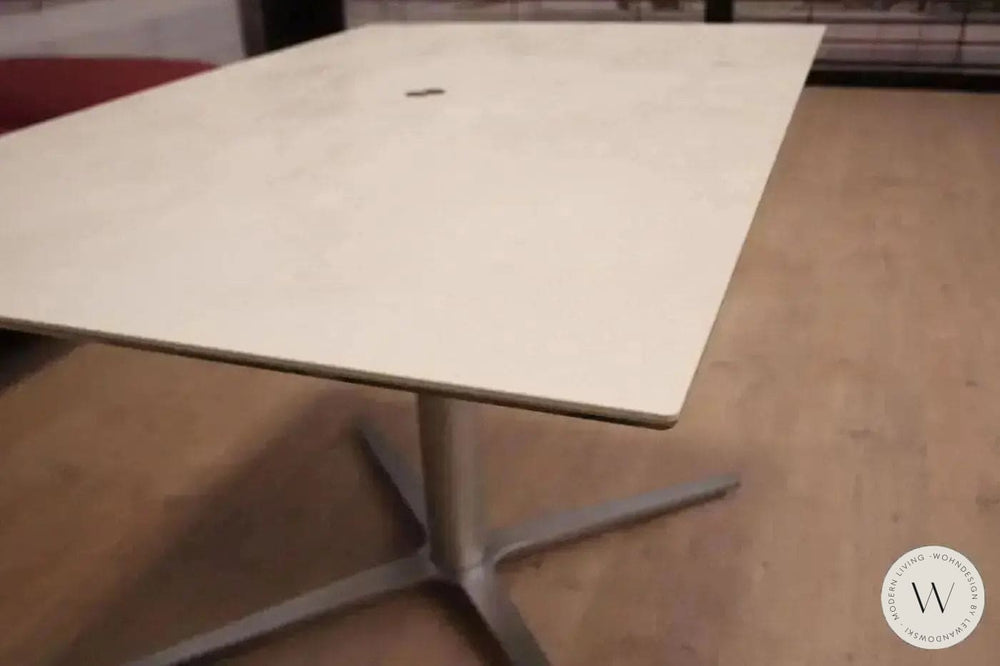 Modell P432 in Keramik Oxide bianco höhenverstellbar Ronald Schmitt