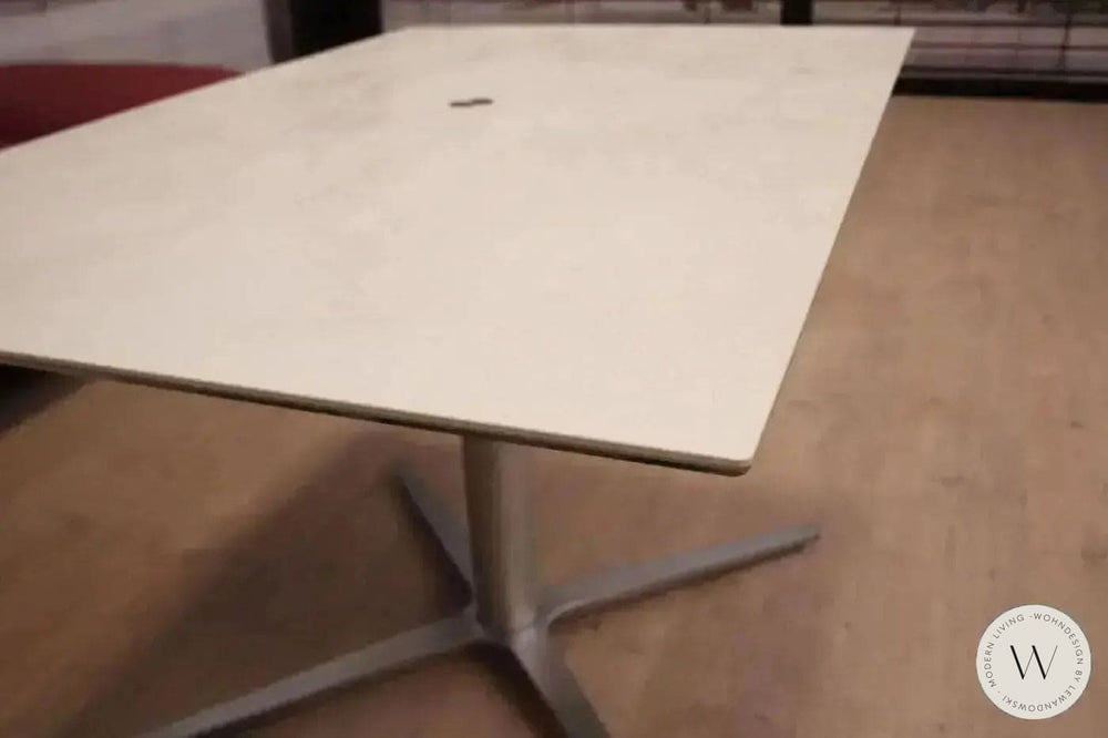 Modell P432 in Keramik Oxide bianco höhenverstellbar Ronald Schmitt