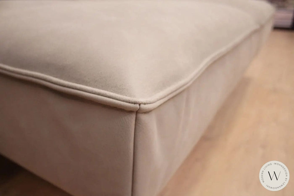 Modell Phönix Sofa in Leder A India asphalt Koinor
