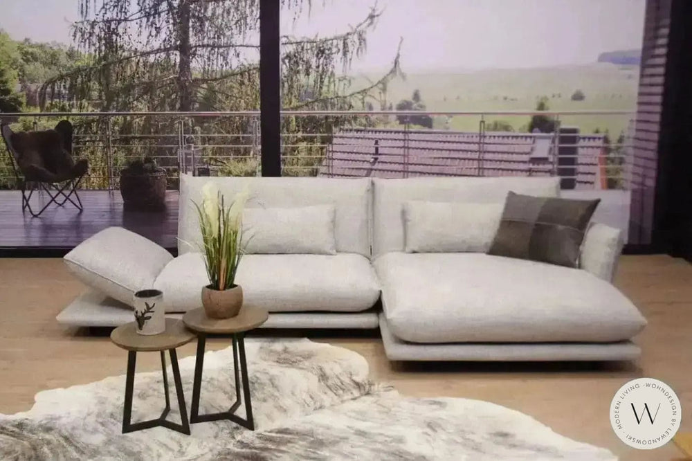 Modell Zaza in Stoff inkl. motorischer Verstellung Bullfrog