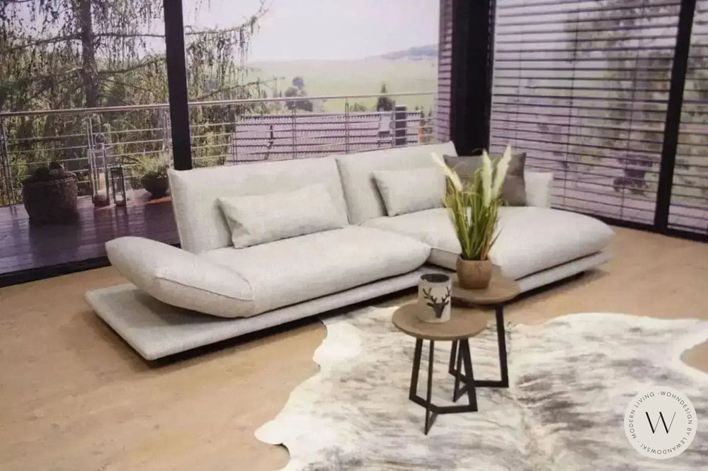 Modell Zaza in Stoff inkl. motorischer Verstellung Bullfrog