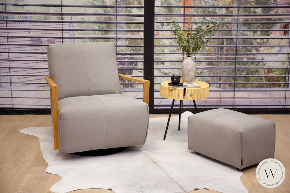 Relaxsessel Modell Twister inkl. Hocker in Leder Alpaca Bullfrog