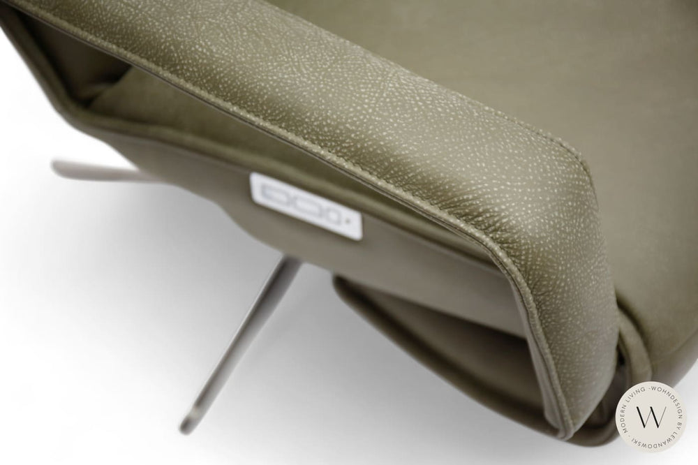Relaxsessel Sofy in Leder A verde Koinor