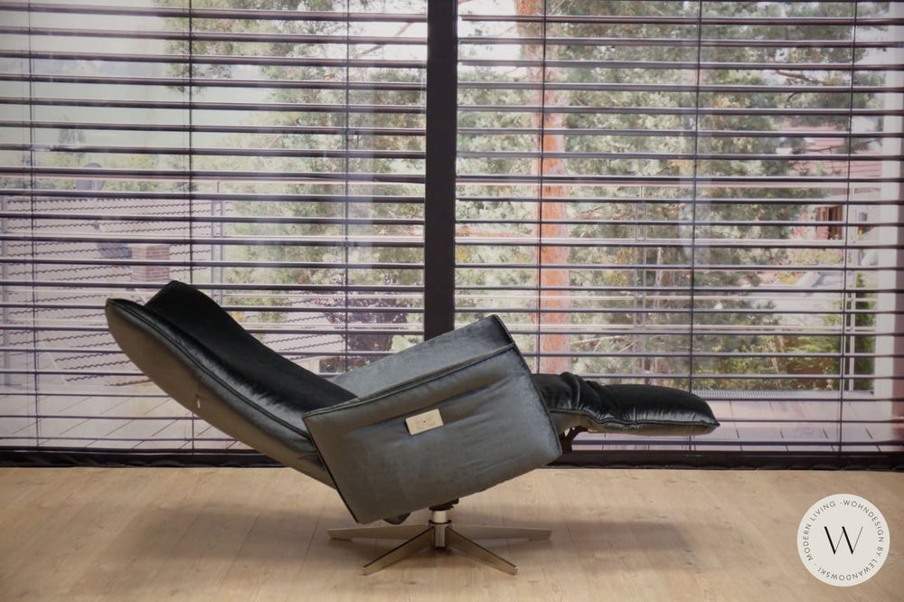 Relaxsessel Swan VM2 in Stoff Universe 13-98 Koinor