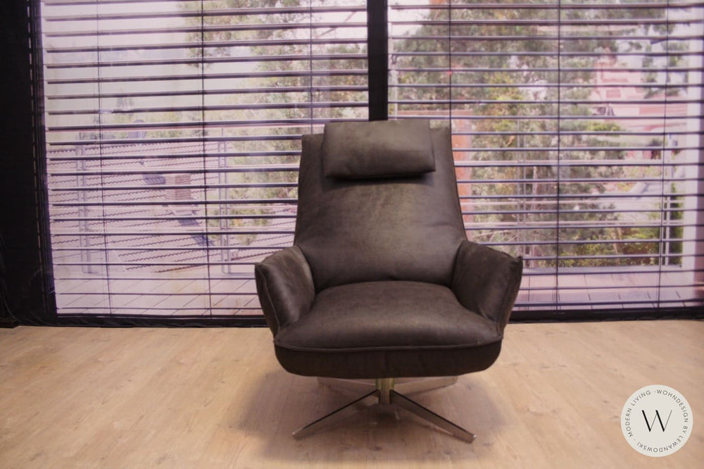 Sessel Isira mit Hocker in Stoff Bison 13/89 Koinor